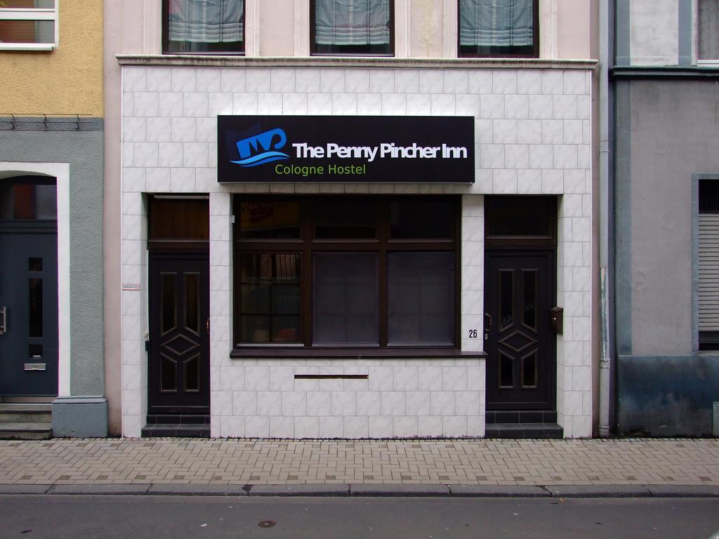 The Penny Pincher Inn Köln Exterior foto